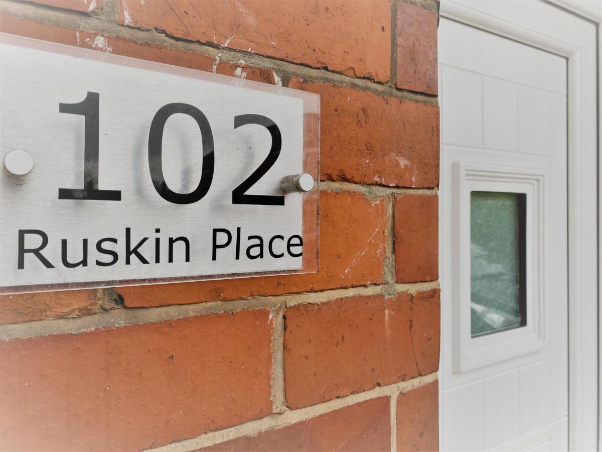 קרו Ruskin Place By Sg Property Group מראה חיצוני תמונה